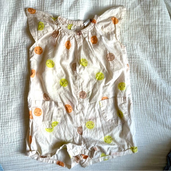 H&M Sun Romper (9-12m) - Picture 2 of 5